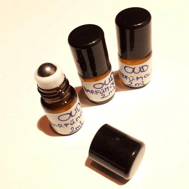 Oud Parfum Oil 10/5/2 ml in Glass Roler Bottle