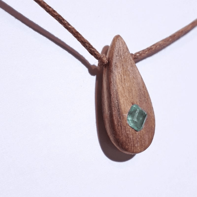 Colombian Emerald Necklace With Hand Carved Palo Santo Wood 