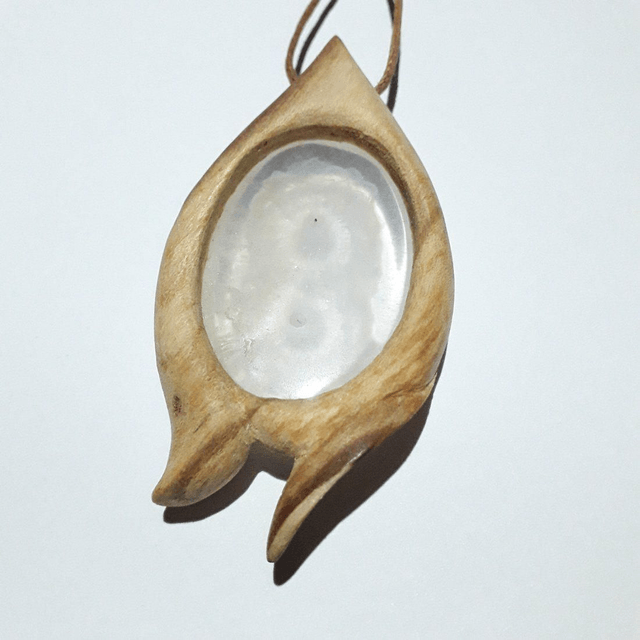 Solar Quartz Necklace With Hand Carved Palo Santo Wood  (1)