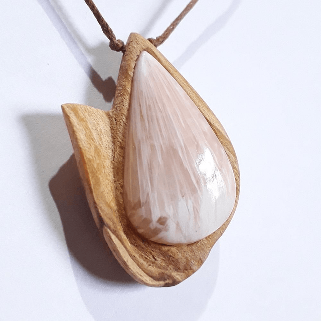 Pink Skolecite Necklace with hand carved Palo Santo wood 
