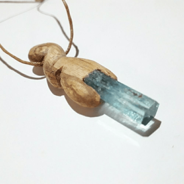 Aquamarin Necklace with hand carved Palo Santo wood 